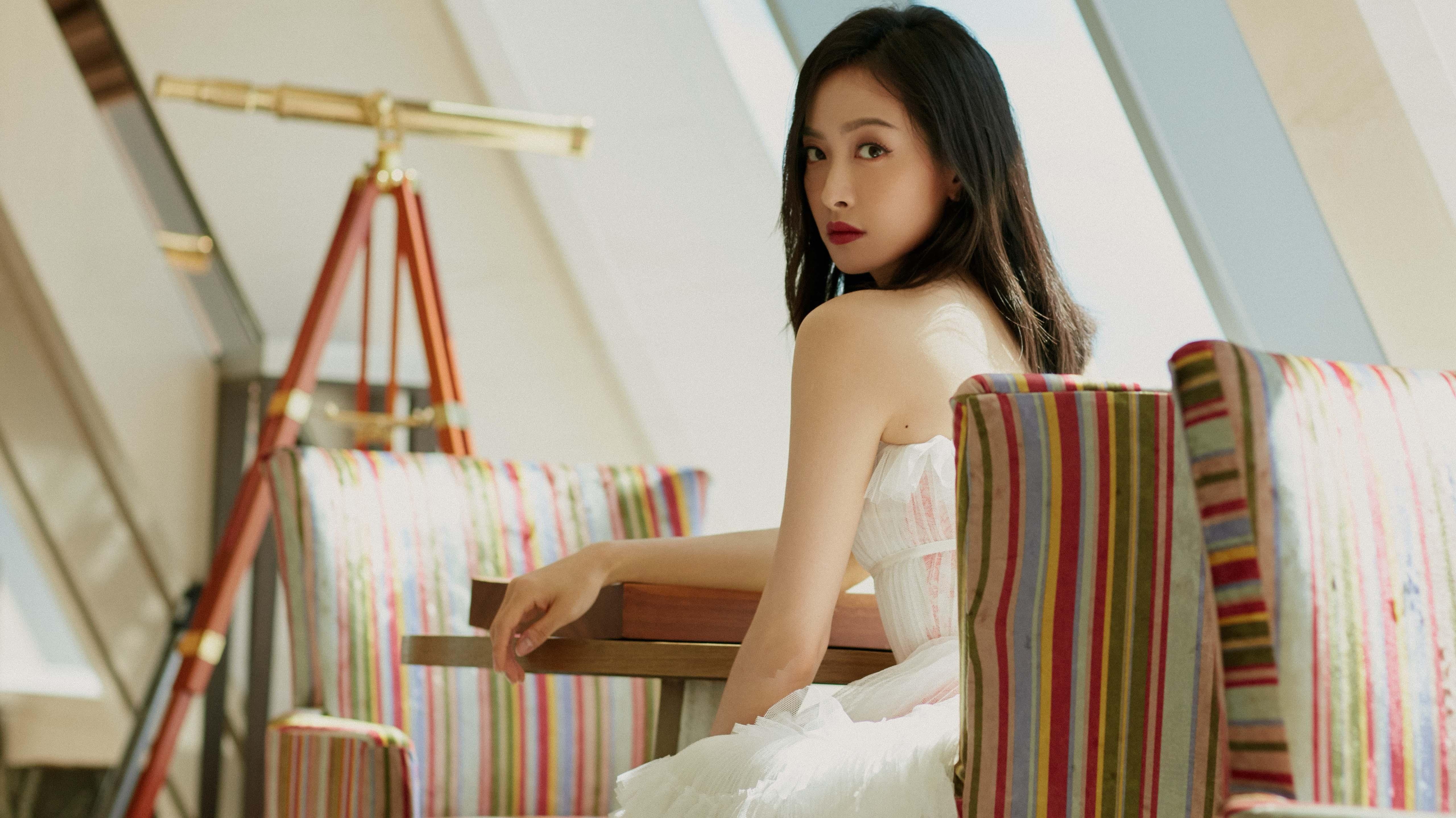 女子混合泳德国新秀发挥稳定，女子混合泳名将